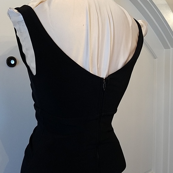 DANA DEATHERAGE HOT FITTED DRESS - Picture 3 of 7
